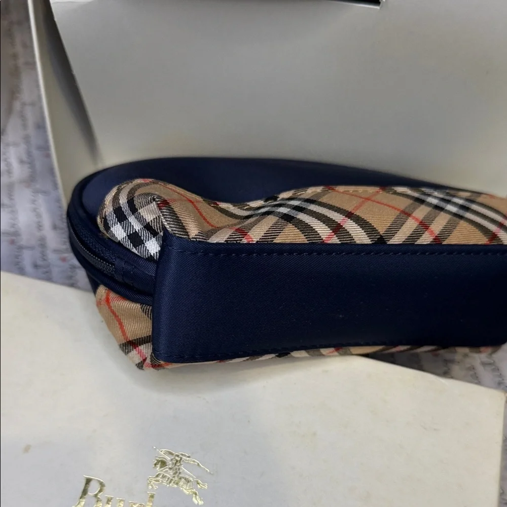 Burberrys Navy Nova Check Plaid Cosmetic Pouch Vintage